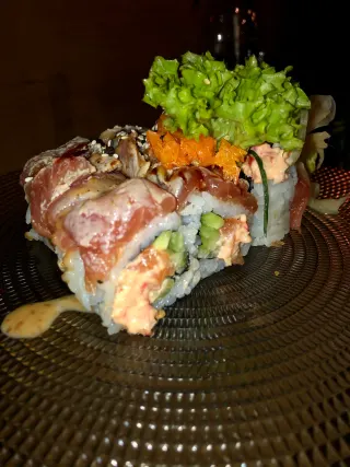 Restaurant – BookNoFees: foto uit Valentina Pfenning se resensie van Sake Neheim