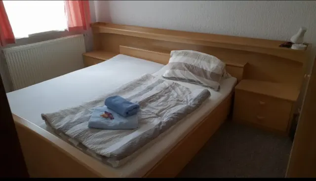 BookNoFees: Dubbelkamer in 'n gastehuis – Schönfeld