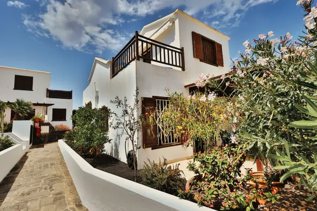 BookNoFees: vakansiehuis in Playa Honda – Klein Paradys Lanzarote | Moderne vakansiehuis vir 4 | in Solvalor in Playa Honda