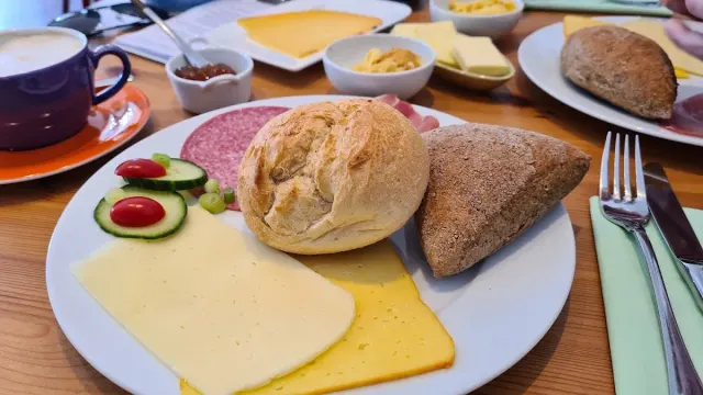 BookNoFees: Restaurant – Cafe Kaffeeklatsch – Meinerzhagen – Café Kaffeeklatsch, photo 3