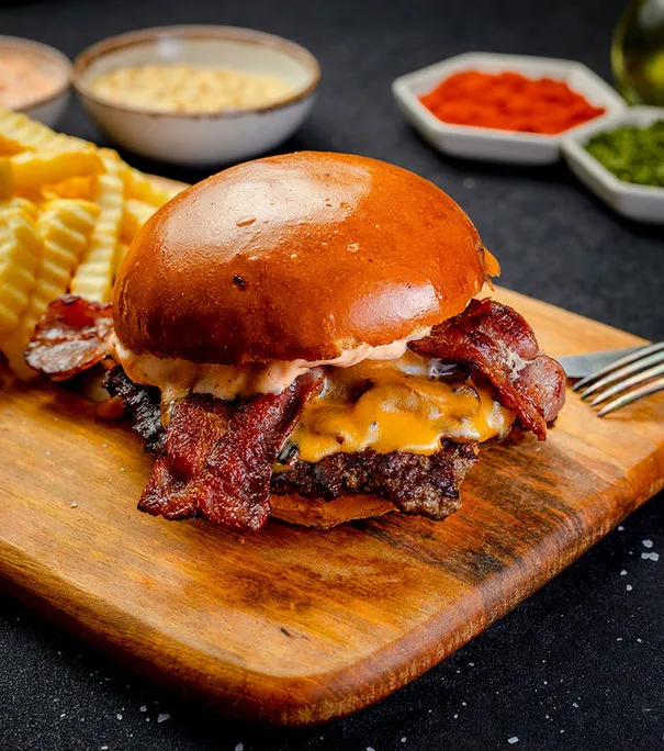 BookNoFees: Snack bar – Boom Burger – Bucharest – Boom Burger, photo 2