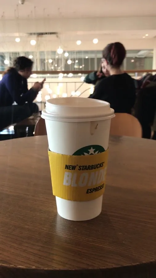 BookNoFees: Café – Starbucks – Athens – Starbucks, photo 3