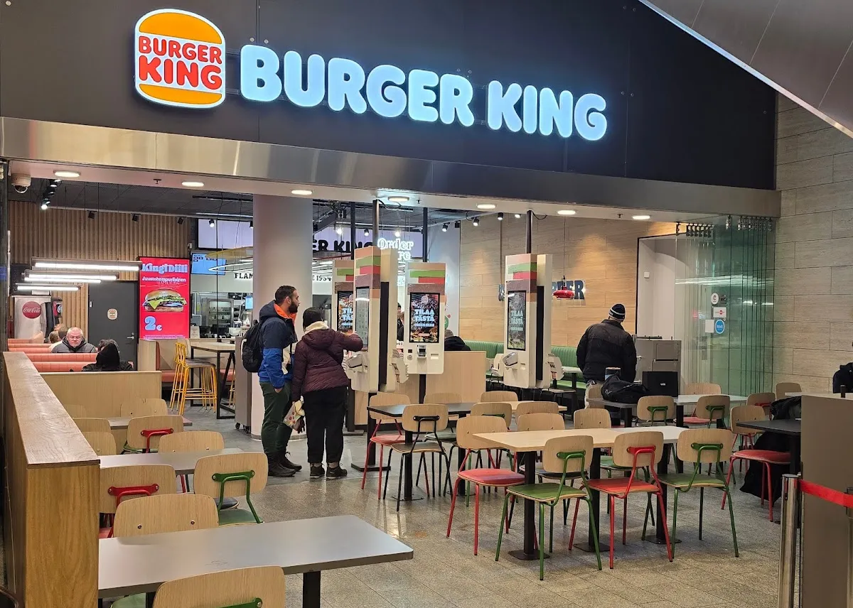 BookNoFees: Snack bar – Burger King – Helsinki – Burger King, photo 1