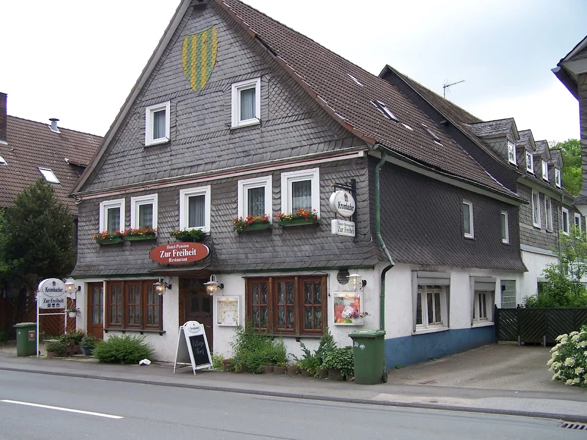 BookNoFees: Restaurant – Hotel zur Freiheit – Lennestadt – Hotel zur Freiheit, photo 1