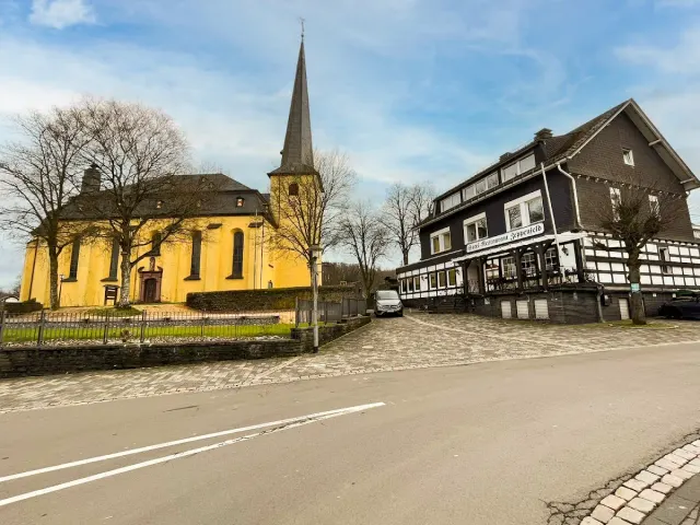 BookNoFees: Restaurant – Hotel Zeppenfeld – Wenden – Hotel Zeppenfeld, photo 3