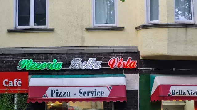BookNoFees: Bella Vista Pizzeria, Recklinghausen