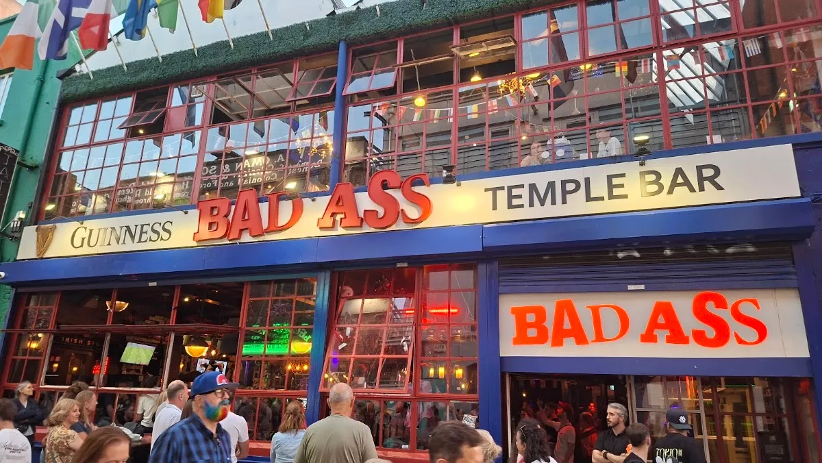 BookNoFees: Restaurant – Bad Ass Cafe – Dublin – Bad Ass Cafe, photo 1