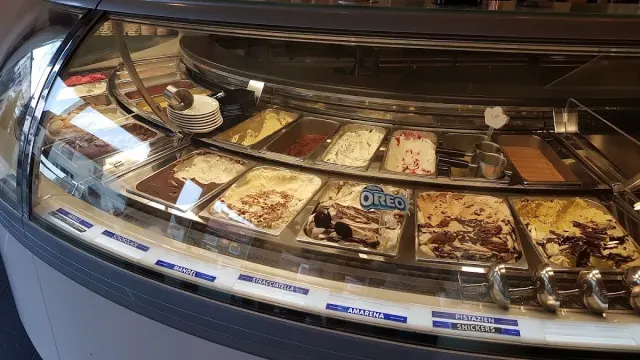 BookNoFees: Restaurant – Eiscafé Cortina – Wickede – Eiscafé Cortina, photo 3