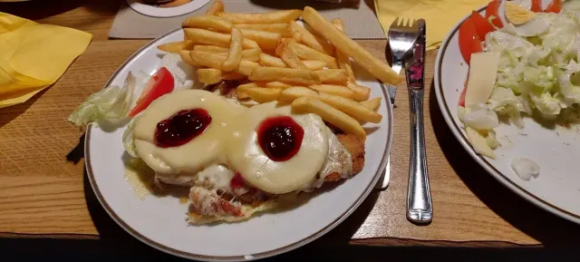 BookNoFees: Restaurant – Bei Steggers! – Marsberg – At Steggers!, photo 2