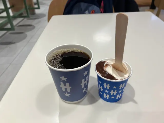 BookNoFees: Snack bar – Hesburger – Helsinki – Hesburger, photo 3