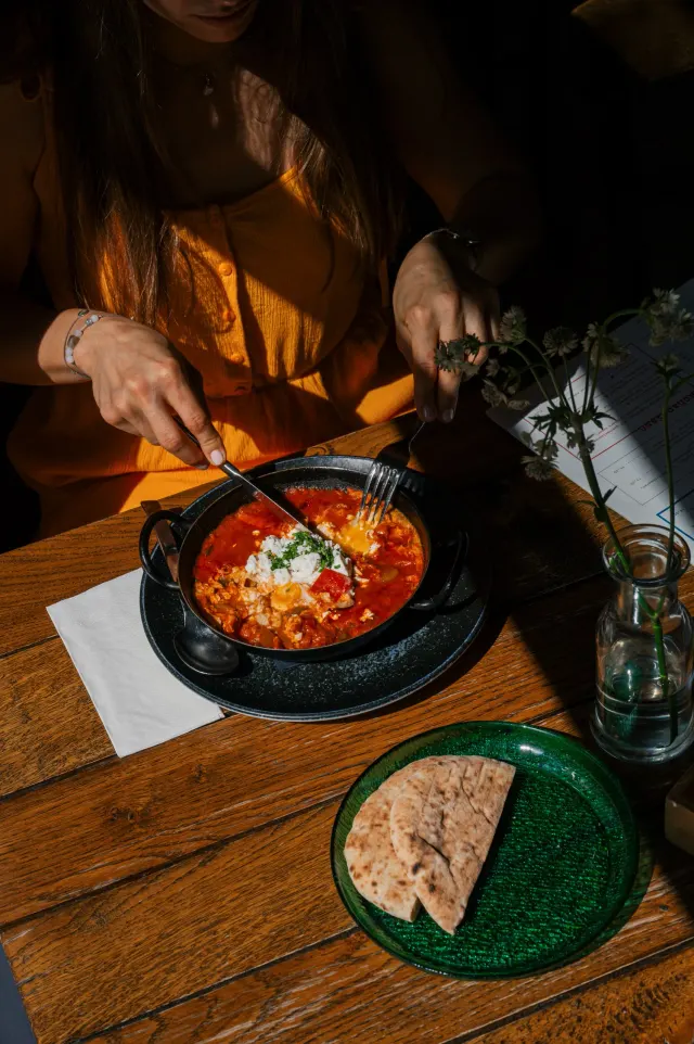 BookNoFees: Restaurant – Makom – Vienna – Write, photo 2