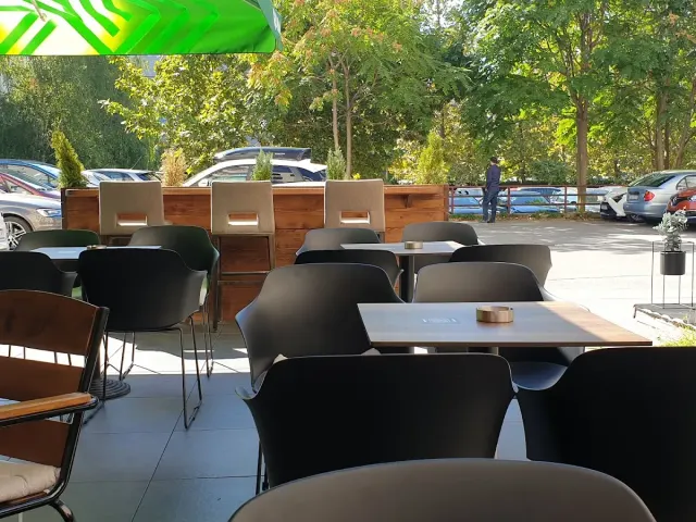 BookNoFees: Café – Brown bar – Zagreb – Brown bar, photo 3