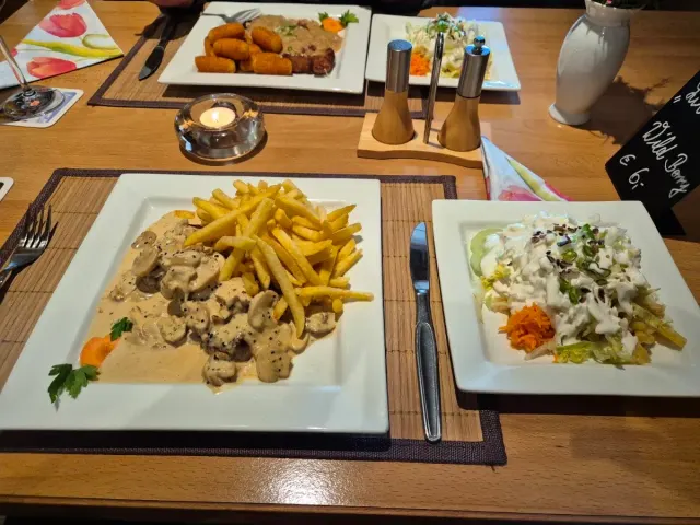 BookNoFees: Restaurant – Gasthof Schausten – Kreuztal – Schausten Inn, photo 3