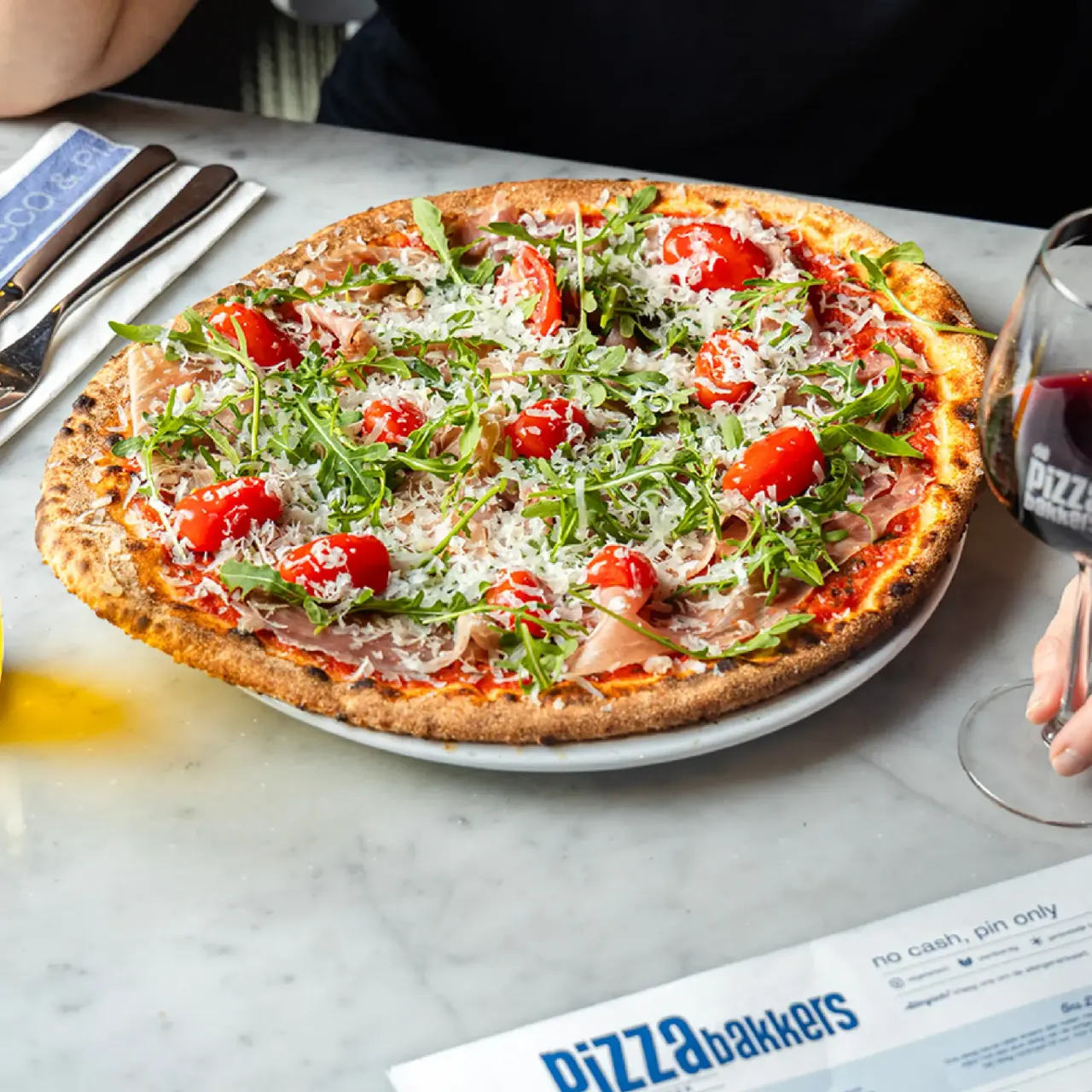BookNoFees: Snack bar – De Pizzabakkers To Go – Amsterdam – The Pizza Bakers To Go, photo 1