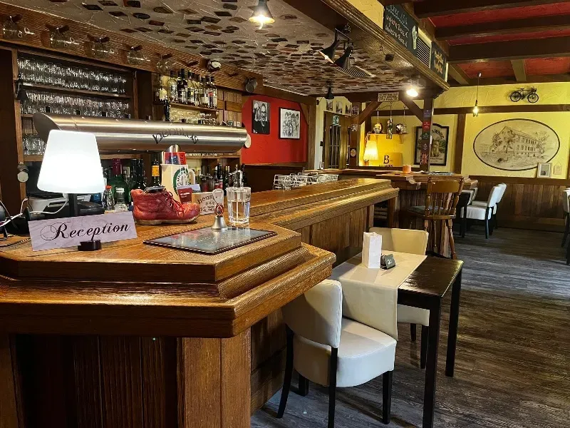 BookNoFees: Restaurant – Henblas — Hotel, Restaurant & Pub – Neuenrade-Altenaffeln – Henblas — Hotel, Restaurant & Pub, photo 1