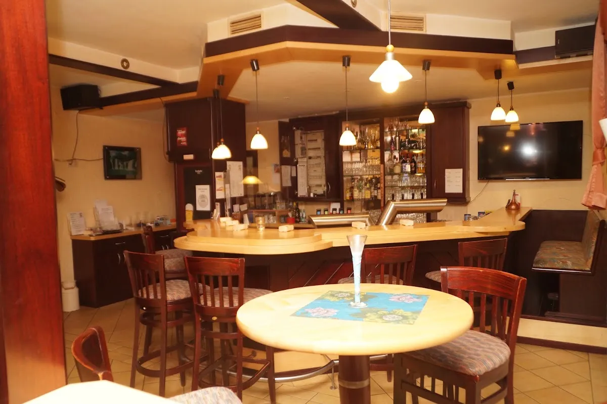 BookNoFees: Restaurant – SchwarzBrenner – Marsberg – SchwarzBrenner, photo 1