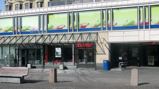 BookNoFees: Snack bar – Hesburger – Helsinki – Hesburger, photo 2