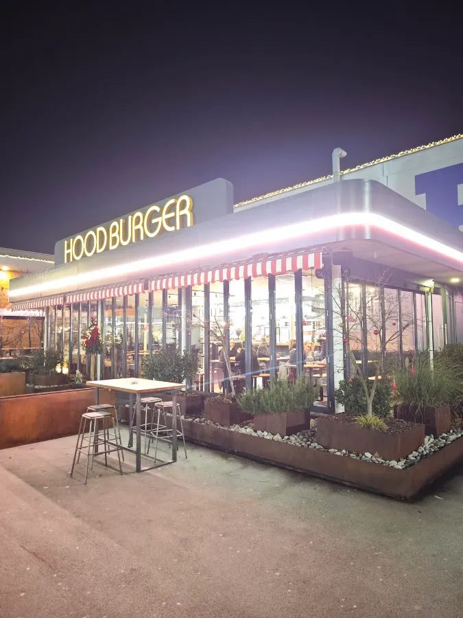 BookNoFees: Snack bar – Hood Burger – Ljubljana – Hood Burger, photo 1