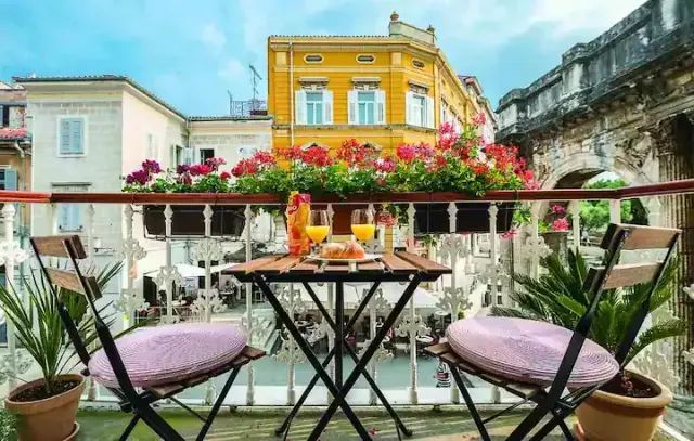 BookNoFees: Porta Aurea!Romantic balkony with a wonderfoul view – Pula
