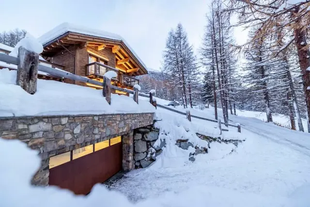 BookNoFees self catering holiday home in Moritz – A peaceful timber-framed villa