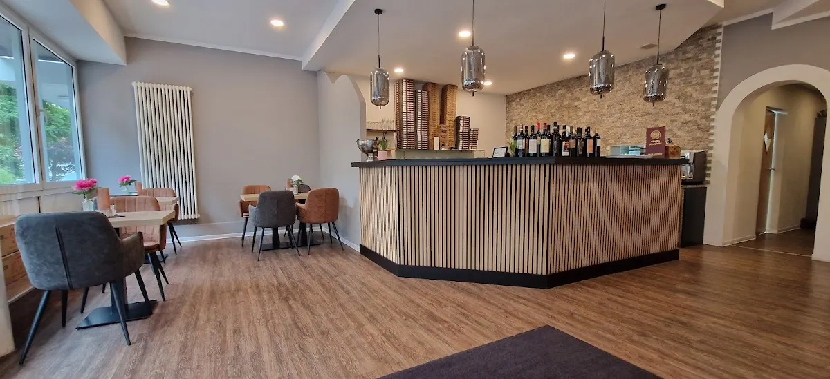 BookNoFees: Restaurant – Pizzeria Calabria – Wickede – Calabria Pizzeria, photo 1