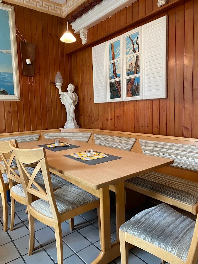 BookNoFees: Restaurant – Pegasus – Hilchenbach – Winged horse, photo 1