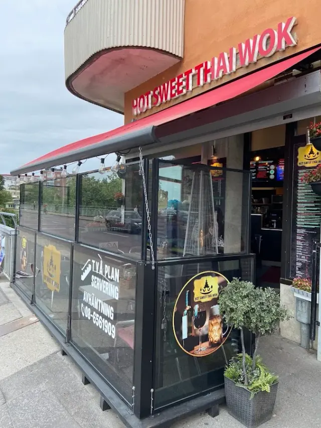 BookNoFees: Hot SweetThai Wok, Stockholm