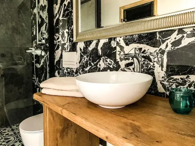 BookNoFees: A cosy cottage with a sauna and a garden – Borzestowo