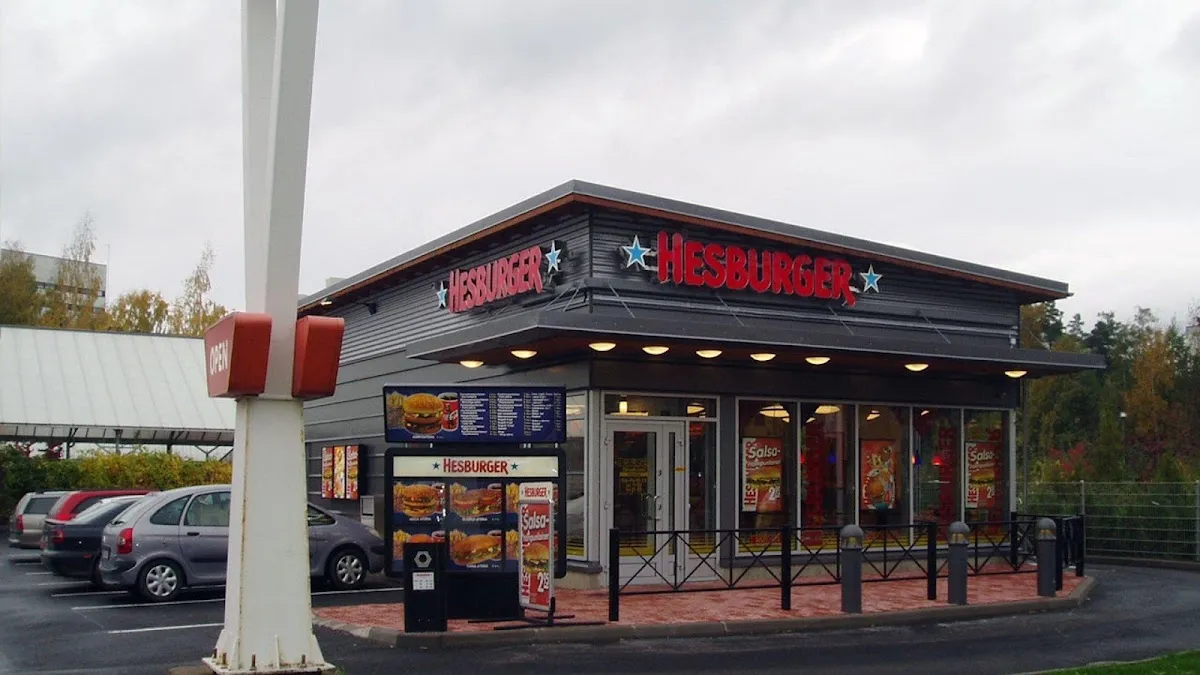 BookNoFees: Snack bar – Hesburger – Helsinki – Hesburger, photo 1
