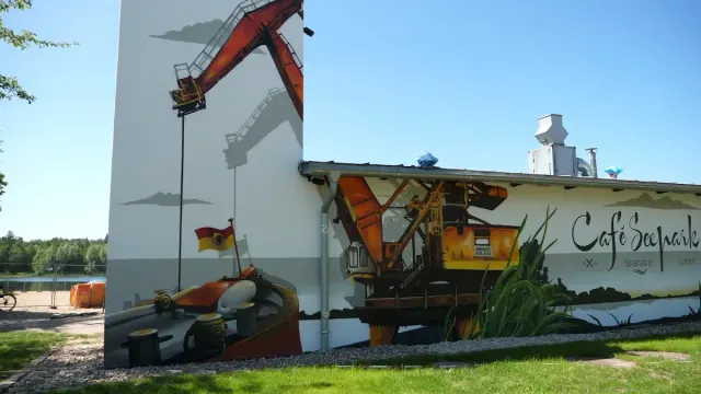 BookNoFees: Restaurant – Cafe Seepark – Lünen – Café Seepark, photo 3