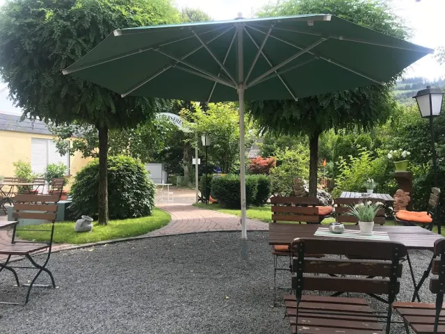 BookNoFees: Restaurant – Le Bistro – Finnentrop – The Bistro, photo 3