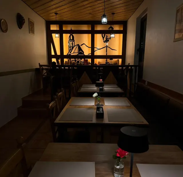 BookNoFees: Pizzeria zur Laterne, Attendorn