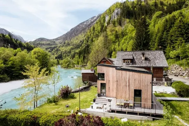 BookNoFees: Housing in the Gesäuse – Hieflau