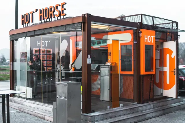 BookNoFees: Hot Horse RUDNIK, Ljubljana