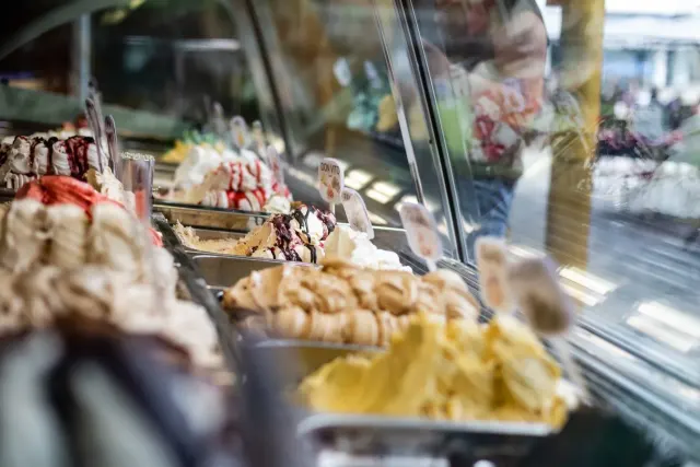 BookNoFees: Ice cream – Eiscafé Venezia – Soest – Eiscafé Venezia, photo 2