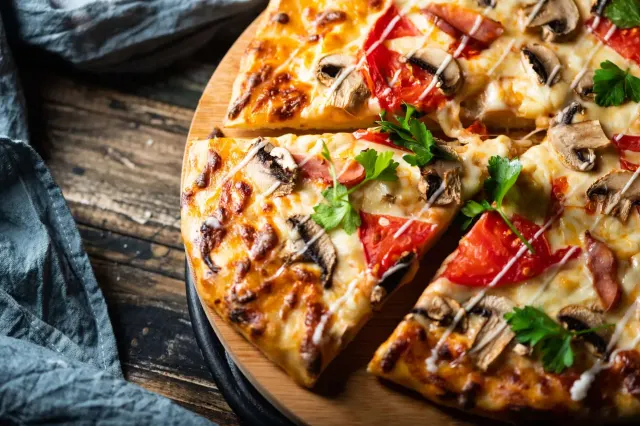 BookNoFees: Pizza Haus Warstein, Warstein