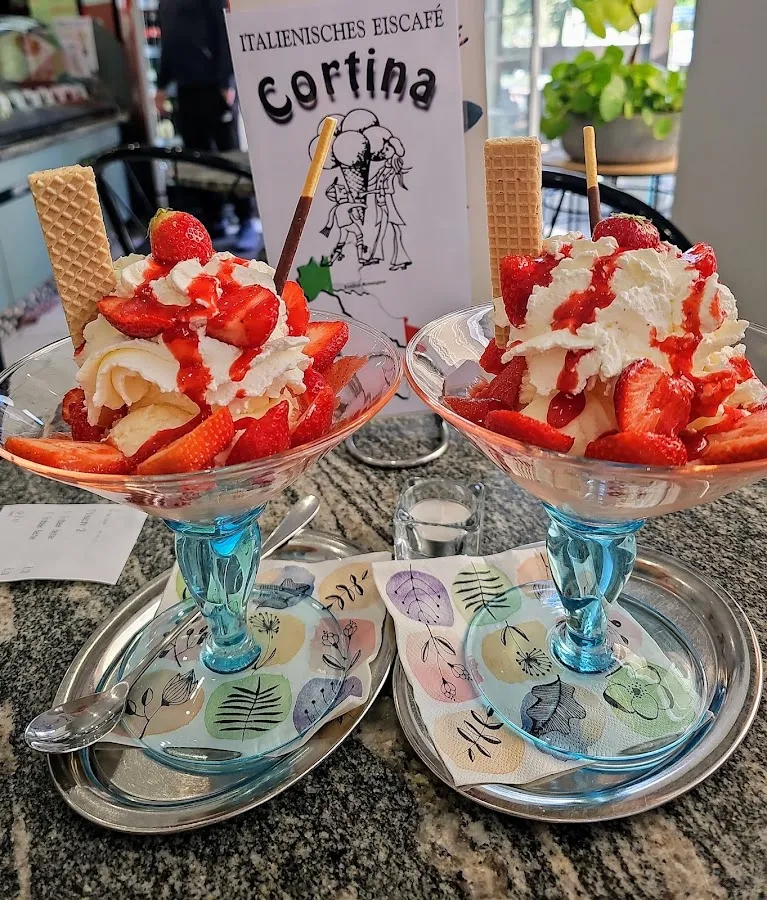 BookNoFees: Ice cream – Eiscafe Cortina – Hilchenbach – Eiscafe Cortina, photo 1