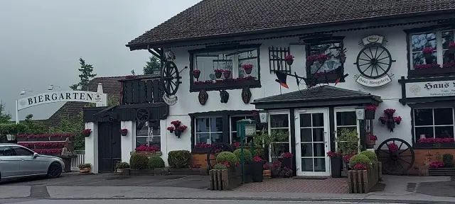 BookNoFees: Restaurant – Haus Wengeberg – Breckerfeld – Wengeberg House, photo 3