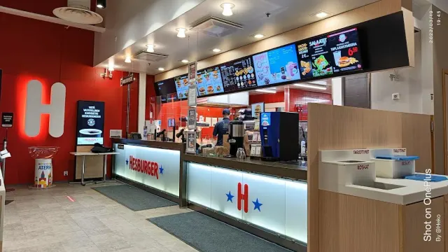 BookNoFees: Snack bar – Hesburger – Helsinki – Hesburger, photo 2